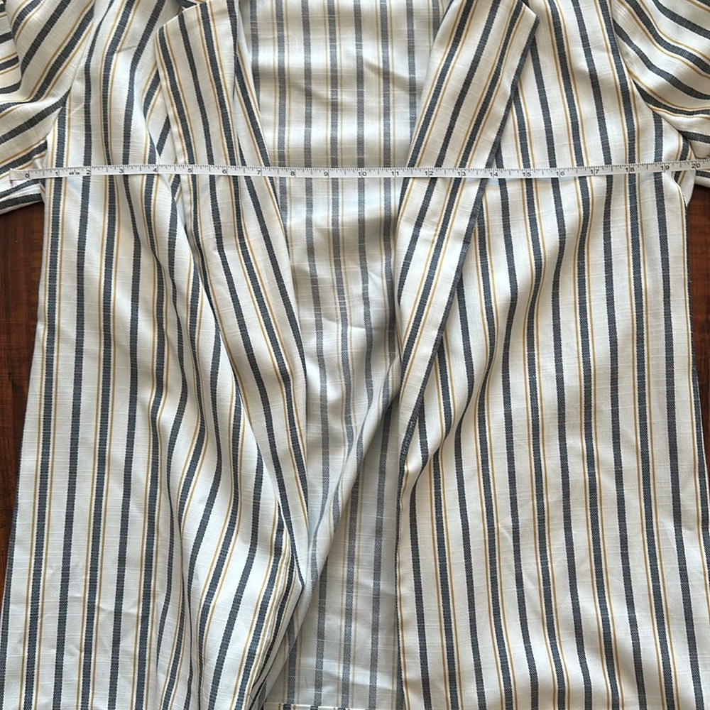 Striped Blazer - Picture 8 of 9